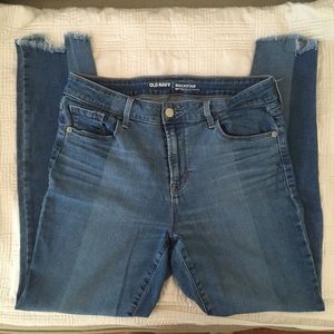 Ankle length skinny jeans